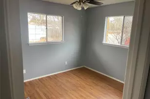 2517 Chevy Chase Dr, Irving, TX 75062 - Photo 10