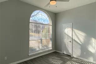 429 Crestview Point Dr, Lewisville, TX 75067 - Photo 14