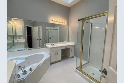 429 Crestview Point Drive, Lewisville, TX 75067 - Photo 12