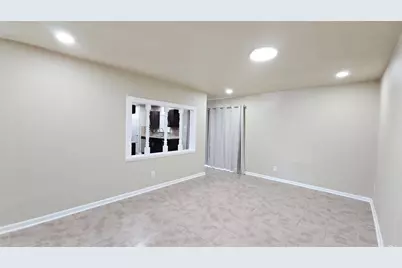 1010 La Fontana, Grand Prairie, TX 75052 - Photo 8