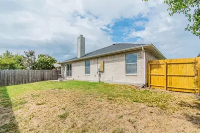 1937 Fox Meadow Trail, Grand Prairie, TX 75052 - Photo 22