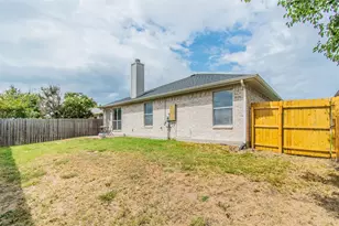 1937 Fox Meadow Trail, Grand Prairie, TX 75052 - Photo 22
