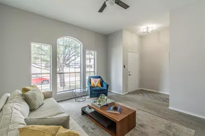 1937 Fox Meadow Trail, Grand Prairie, TX 75052 - Photo 2