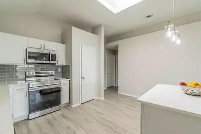 1937 Fox Meadow Trail, Grand Prairie, TX 75052 - Photo 8