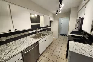 713 Cain St, Lake Dallas, TX 75065 - Photo 8