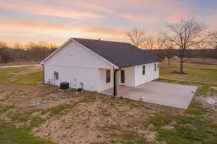 5211 SW 2385 County Rd, Wortham, TX 76681 - Photo 16