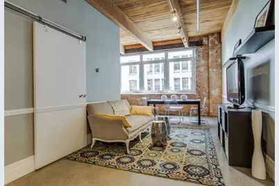 509 Elm Street #305, Dallas, TX 75202 - Photo 4