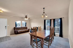 412 Barbara Jean Ln, Burleson, TX 76028 - Photo 20