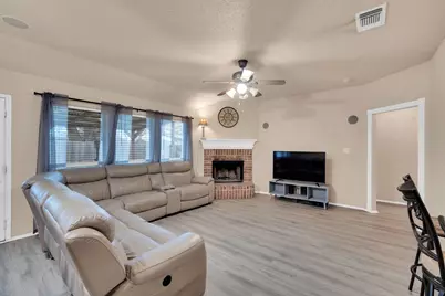 412 Barbara Jean Lane, Burleson, TX 76028 - Photo 10