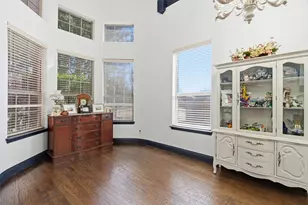 6876 Foghorn Ln, Grand Prairie, TX 75054 - Photo 6