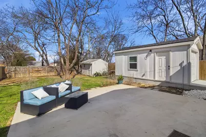 1539 E Woodin Boulevard, Dallas, TX 75203 - Photo 20