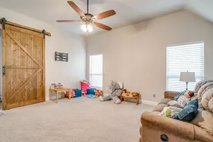 8617 Tuscan Wy, Godley, TX 76044 - Photo 32