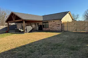 4 Finley Cir, Krum, TX 76249 - Photo 32