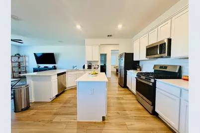 736 Pollyann Trail, Fort Worth, TX 76052 - Photo 6