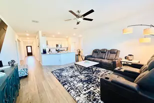 736 Pollyann Trl, Fort Worth, TX 76052 - Photo 4