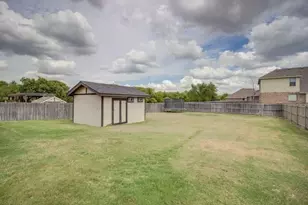 903 Lasso Ln, Mansfield, TX 76063 - Photo 16