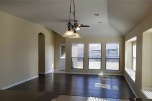 903 Lasso Ln, Mansfield, TX 76063 - Photo 2