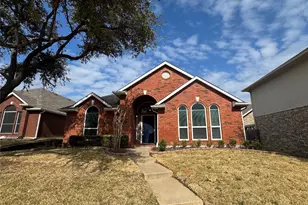 1705 Bennington Dr, Carrollton, TX 75007 - Photo 1