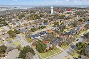 2156 Sandell Dr, Grapevine, TX 76051 - Photo 2