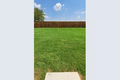 1919 Rolling Ridge Drive, Van Alstyne, TX 75495 - Photo 10