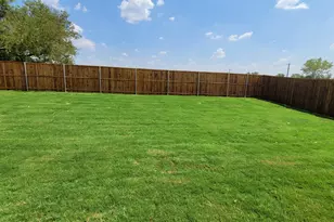 1919 Rolling Rdg Dr, Van Alstyne, TX 75495 - Photo 6