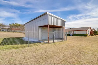 1504 Linda Lane, Weatherford, TX 76087 - Photo 2