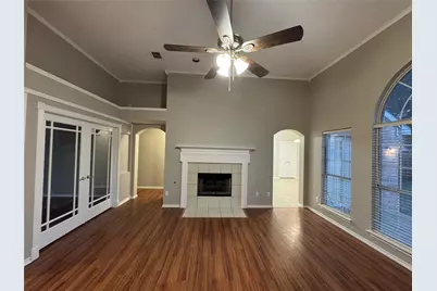 4629 Lincolnshire Drive, Grand Prairie, TX 75052 - Photo 10