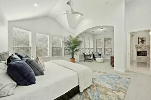 2801 White Rock Creek Dr, McKinney, TX 75072 - Photo 12