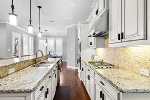 13648 Cobblestone Dr, Farmers Branch, TX 75244 - Photo 6