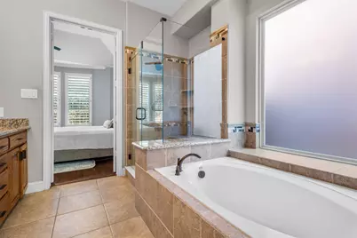 13648 Cobblestone Drive, Farmers Branch, TX 75244 - Photo 14
