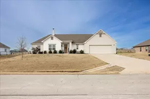 10251 Finch Rd, Sanger, TX 76266 - Photo 2
