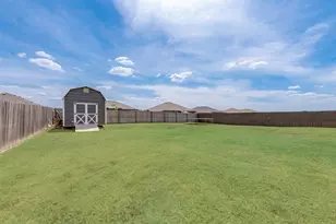 110 Springleaf Ln, Mabank, TX 75147 - Photo 18