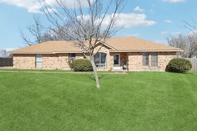 1202 N Sharpshire Drive, Waxahachie, TX 75165 - Photo 2