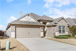569 Val Verde St, Aubrey, TX 76227 - Photo 32