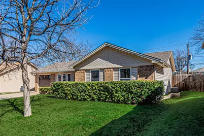 4211 Windhurst Drive, Arlington, TX 76015 - Photo 2