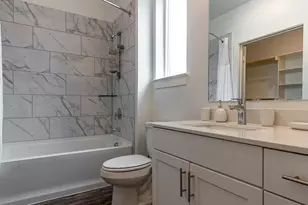 1000 Fort Worth Ave, Dallas, TX 75208 - Photo 16