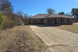 800 N Hamlett St, Athens, TX 75751 - Photo 2