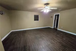 800 N Hamlett St, Athens, TX 75751 - Photo 14