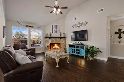 320 Sherbrook Street, Van Alstyne, TX 75495 - Photo 12