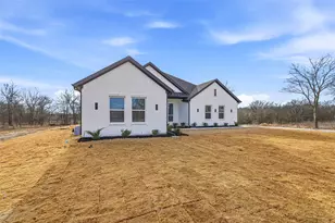 458 Sunrise Trail, Corsicana, TX 75109 - Photo 2