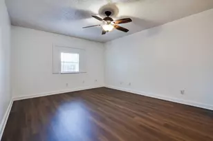 6028 McAfee Dr, The Colony, TX 75056 - Photo 12