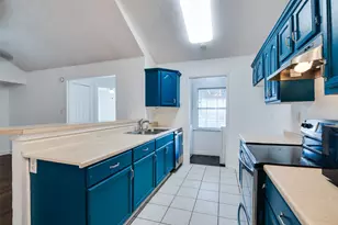 6028 McAfee Dr, The Colony, TX 75056 - Photo 4