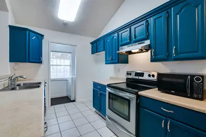 6028 McAfee Drive, The Colony, TX 75056 - Photo 6