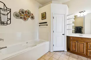 108 Falcons Eye Ct, Weatherford, TX 76087 - Photo 16