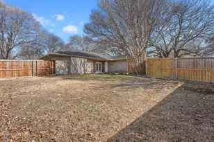 146 Meadowbrook Dr, DeSoto, TX 75115 - Photo 26