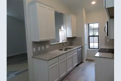 2709 Stratford Court, Euless, TX 76039 - Photo 2