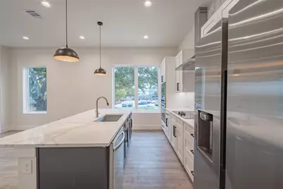 1614 N Fitzhugh Avenue #204, Dallas, TX 75204 - Photo 6
