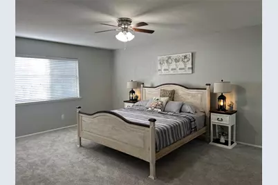 726 Greenhill Lane, Grand Prairie, TX 75052 - Photo 22