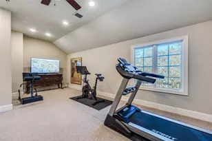 5917 Meaders Ln, Dallas, TX 75230 - Photo 26