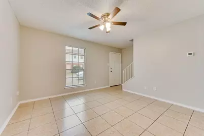 1726 W Sanford Street #D, Arlington, TX 76012 - Photo 2